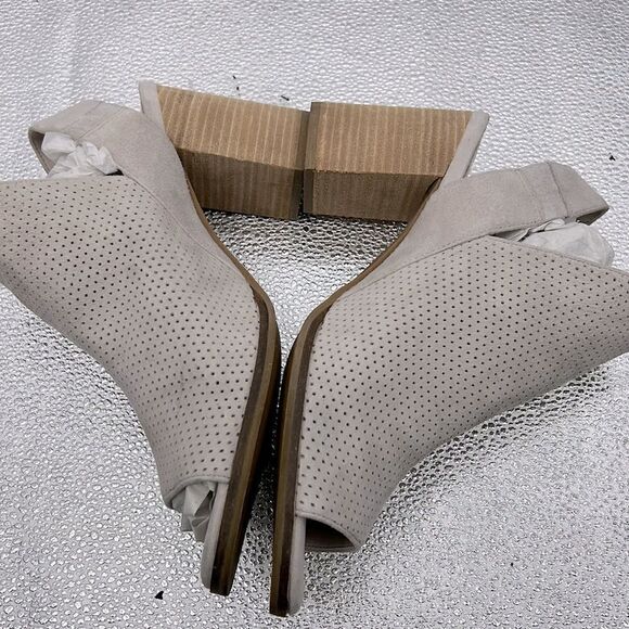 Cole Haan Calista sesame perforated suede block heel shoes - Picture 4 of 11